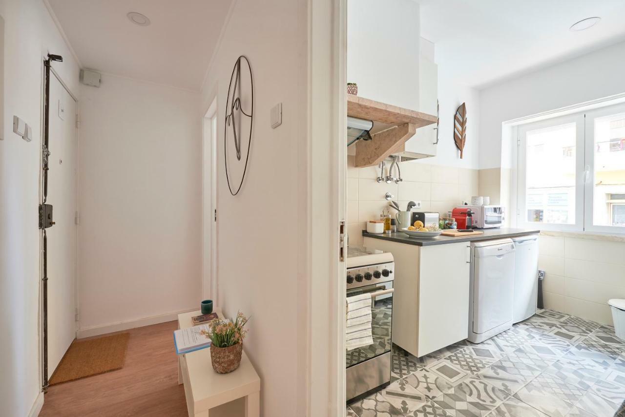 Belem Light Filled Apartment, By Timecooler Lisbon Luaran gambar