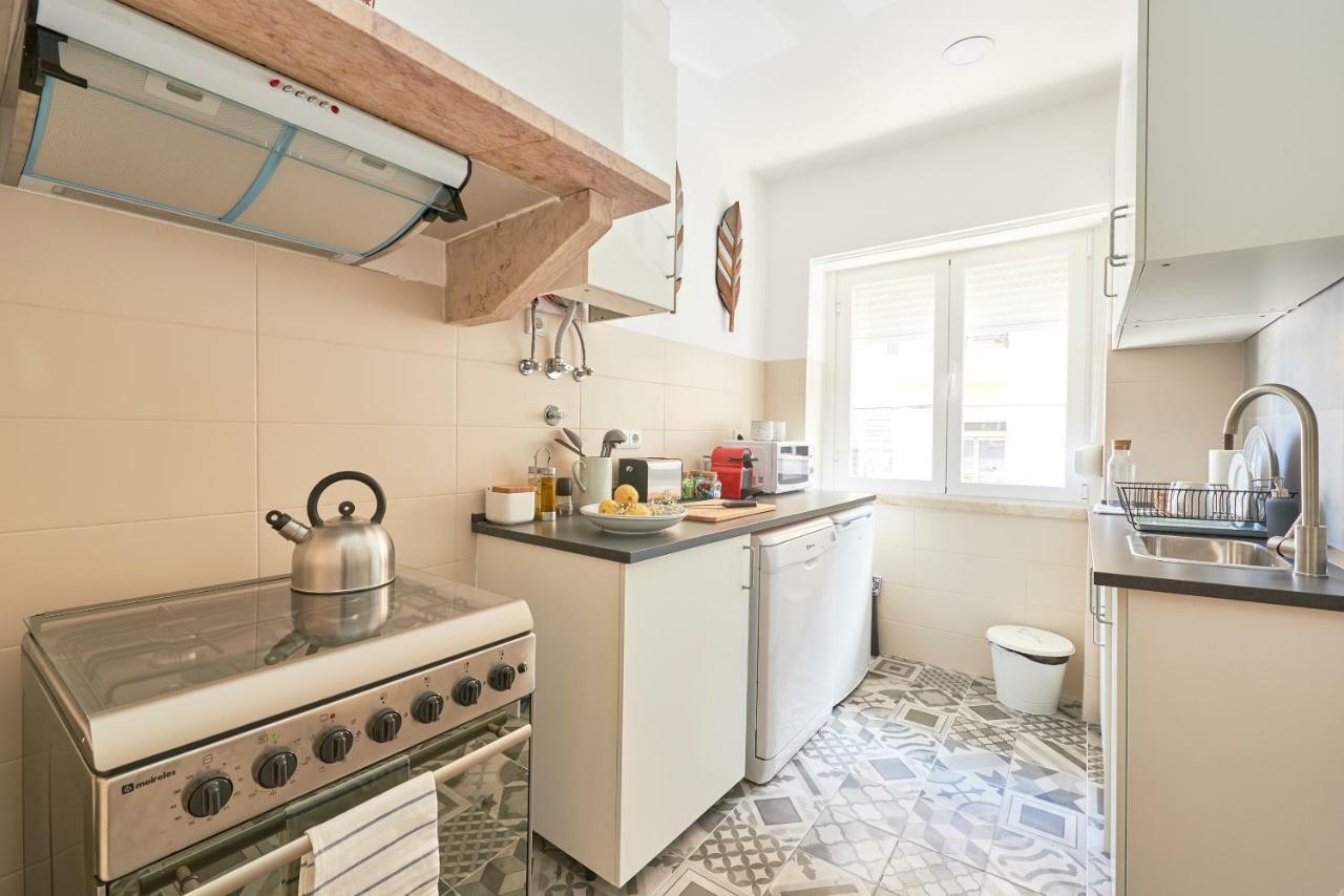 Belem Light Filled Apartment, By Timecooler Lisbon Luaran gambar